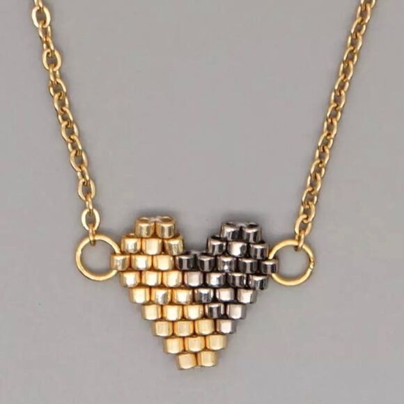 Hand Beaded Gold & Silver Seed Bead Heart Necklace NWT - Picture 9 of 9